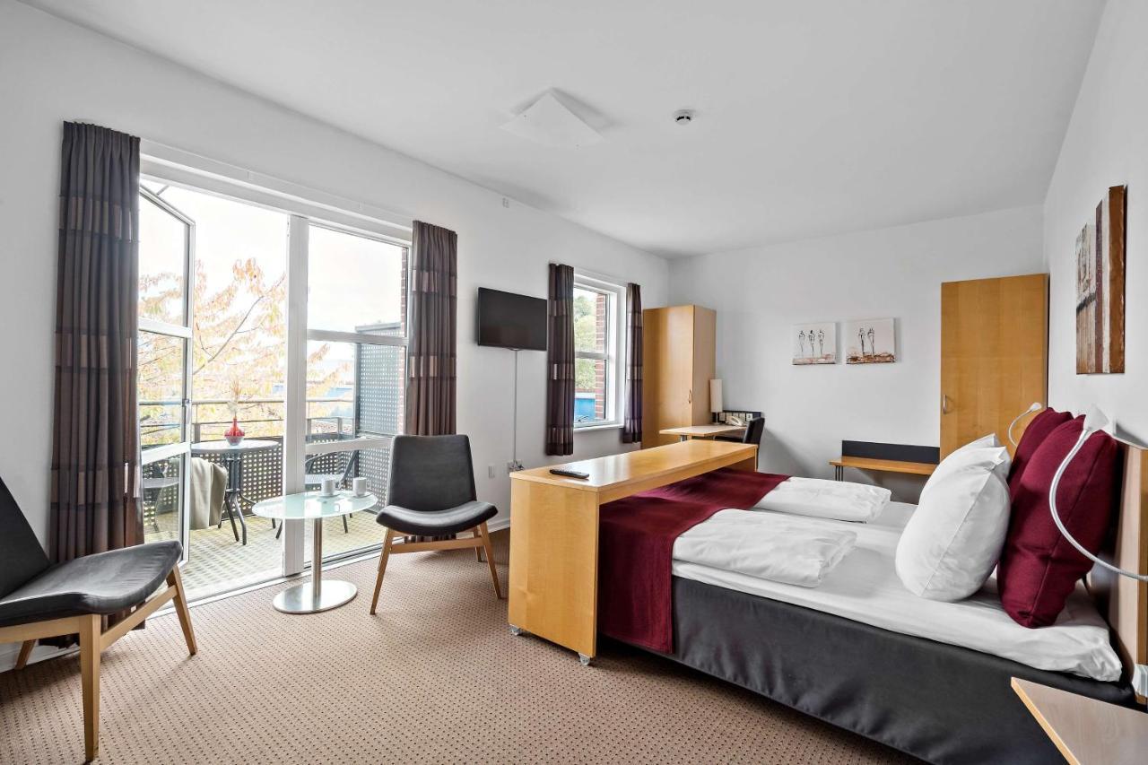 Best Western Hotel ฮิลเลอร์โวด ภายนอก รูปภาพ