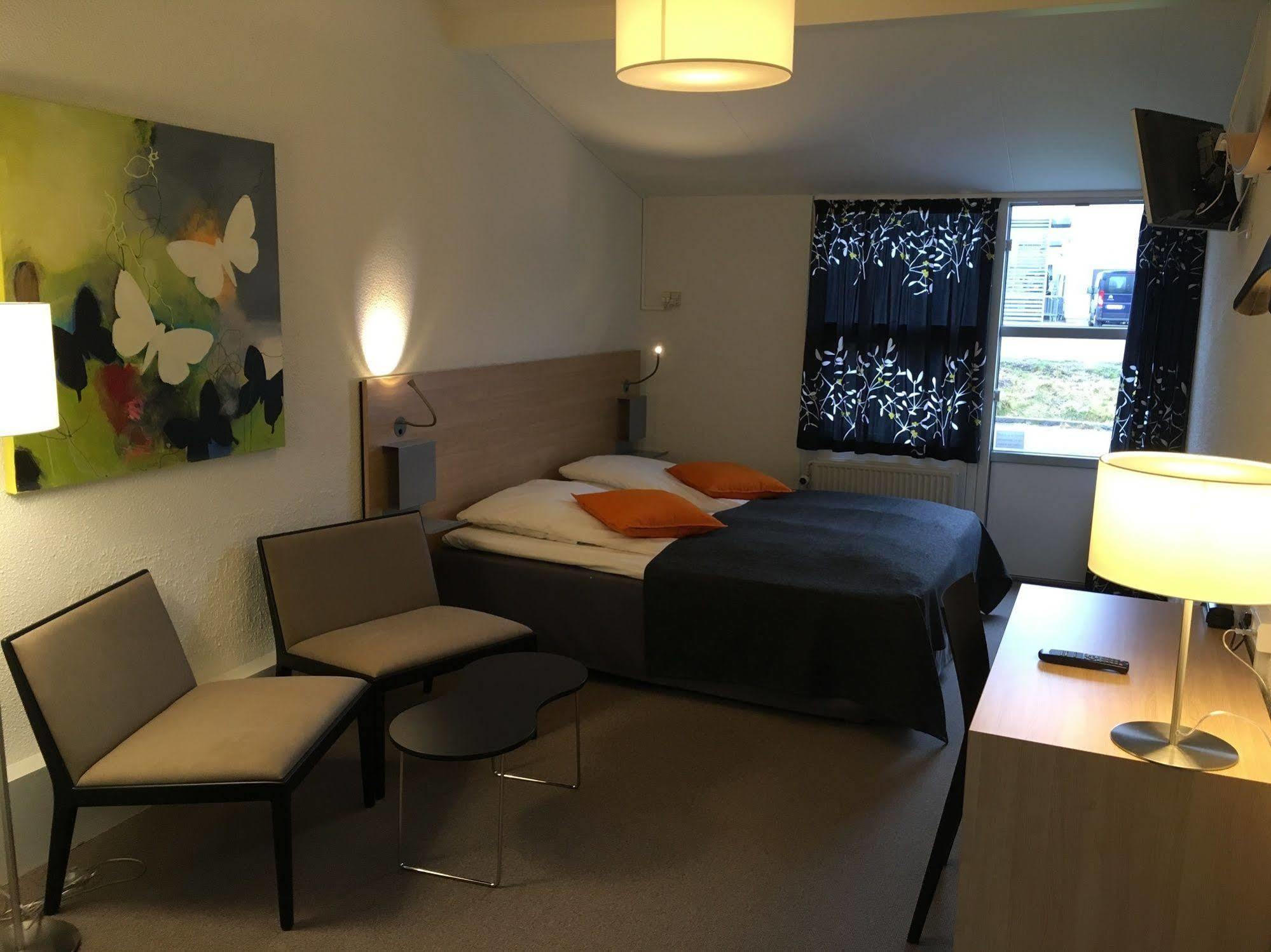 Best Western Hotel ฮิลเลอร์โวด ภายนอก รูปภาพ